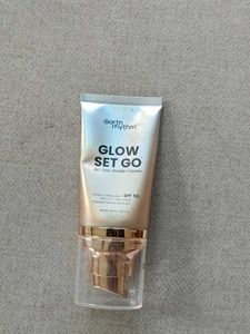 Earth Rhythm Glow Set Go Strobe Cream SPF 50