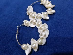 Seashell Pearl Hoop Earrings with free gift 🎁