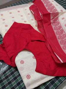 Pure Cotton Saree With Blouse