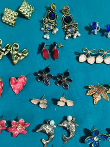15 Assorted Fashion Earrings Set 🌹 ❤️