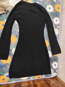 Chic Black Ribbed Knit Dress