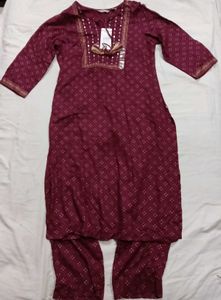 New Maroon Printed avaasa Kurta Set with Tassels