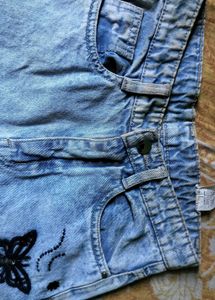 Light Wash Butterfly Embellished Jeans