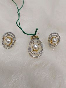 Pearl Pendant Set
