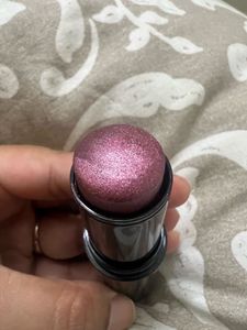 lakme Shimmering Makeup Stick- grapevine goddess