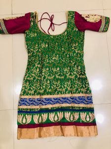 stich Green &amp; Gold Embroidered Kurta set