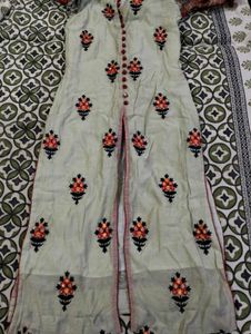 Beautiful Kurti With Dupatta