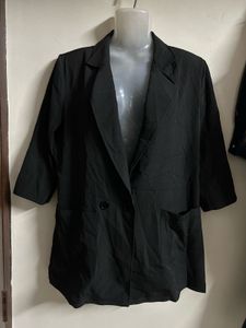 Chic Black Blazer
