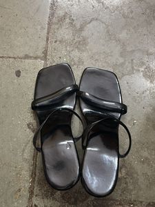 Chic Black Square Toe Sandals