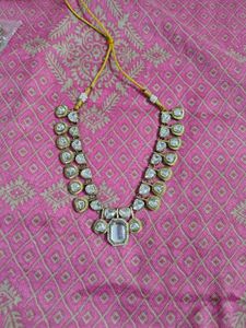 Stunning Necklace Set with Earrings