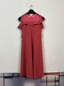 Chic Cold Shoulder Dress