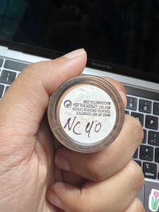 M.A.C studio fix fluid foundation NC40 trial pack