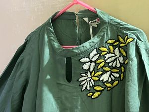 Navratri Wear Women's Fency Kurtis
