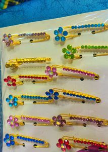 broches pins 50 rupees each piece