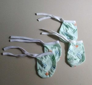 any 2Set of Baby Mittens and apron Set
