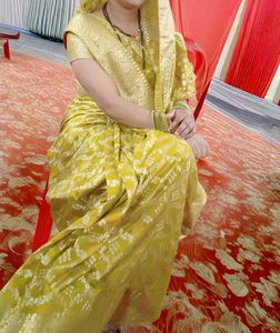 Elegant Mustard Bandhani Saree