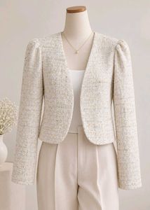 Chic Cropped Tweed Blazer