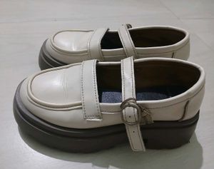 Chunky Platform Mary Jane Shoes