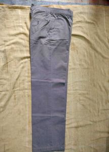 Classic Grey Pants - Versatile Style