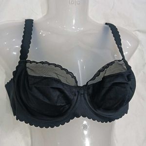 Black 🪔Sheer Trim Bra