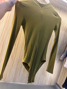2 TRENDY Ribbed Bodysuit