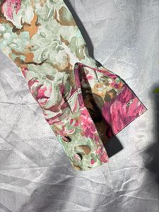 Vintage Floral Print Long Sleeve Top