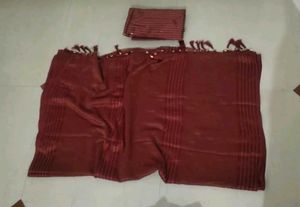 Elegant maroon Striped Saree