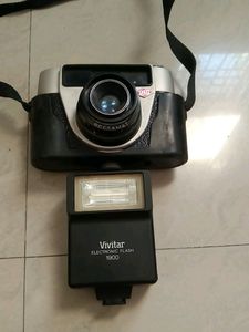 Camera With Falsh