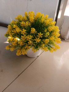 Artificial Floral Decor