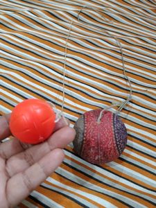 Vintage Yo-yo balls