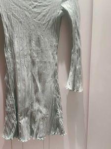 preety body con dress
