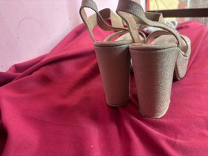 Sparkling Platform Heels (EU 38 / UK 5)