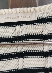 🤍 Black &amp; White Striped Knit Crop Top