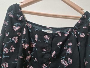 Chic Floral Print Square Neck Button-Up Blouse