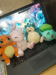 4 pokemon keychain set