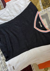 2 crop top only 150 Casual V-Neck T-Shirt