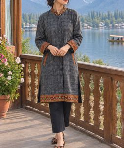 Embroidered Long winter coat for Women
