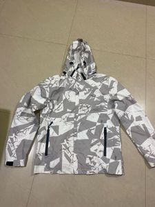 Stylish Geometric Print Hooded Jacket