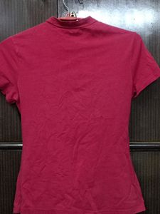 Tshirt In S Size