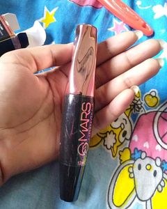 Mars Mascara for Voluminous Lashes