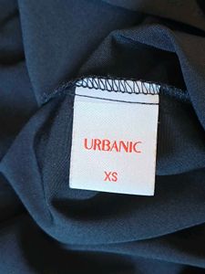 Chic Black Dress with Bow Detail