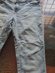 Stylish unisex  T-Shirt,jeans pant combo