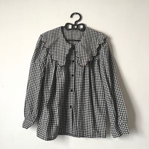 cute gingham Korean top