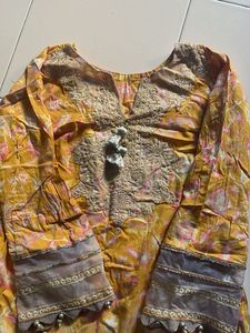 Pakistani yellow kurta set