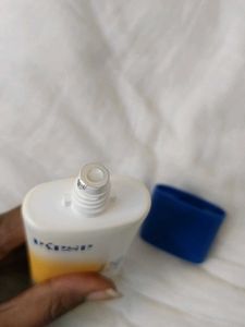 Asaya spot light sunscreen