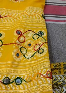 Vibrant Yellow Embroidered duppatta Mirror Work