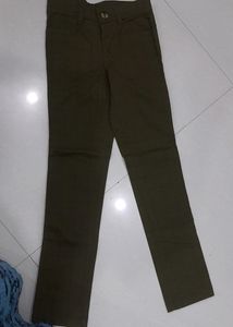 Men's Olive Green Checkered Slim-Fit Chinos New