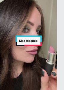 MAC Lipstick "198 Ripened" - Matte Finish