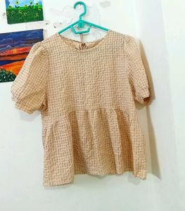 Chic Textured Peplum Top