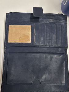 Caprese bifold wallet with zipper compartment